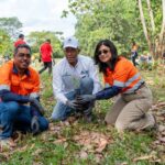 Barrick Pueblo Viejo: Reforesta 1.2 hectáreas en cuenca de Hatillo