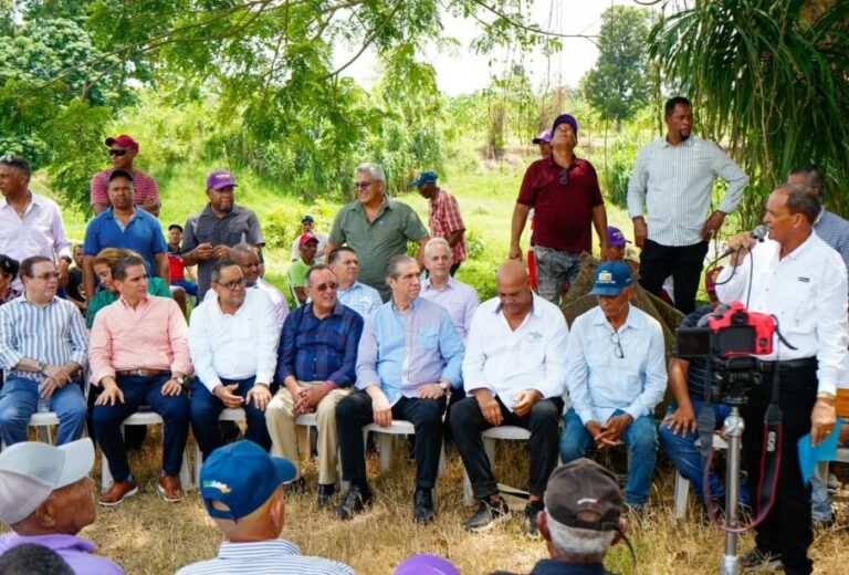 Francisco Javier García: Revela 1 plan agropecuario clave en La Vega