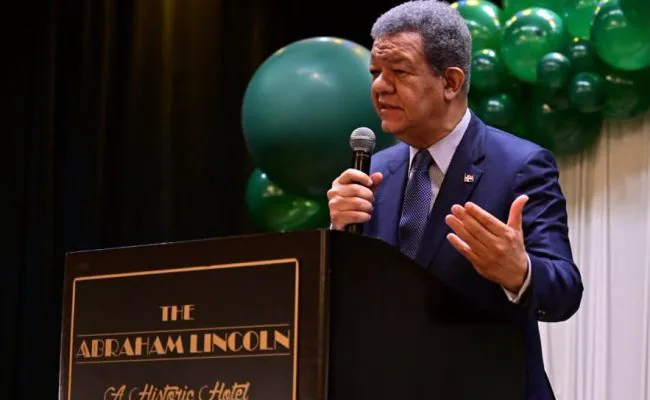 Leonel Fernández revela 13000 millones para la economía dominicana