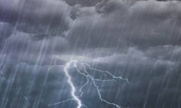 Vaguada y onda tropical provocarán 9 alertas por lluvias