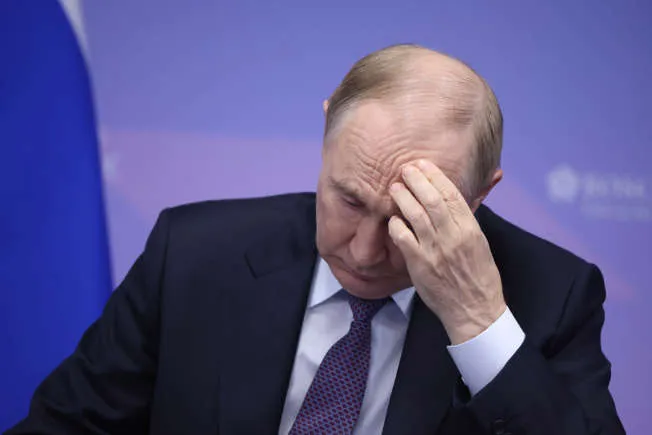 Putin está desconectado de la realidad