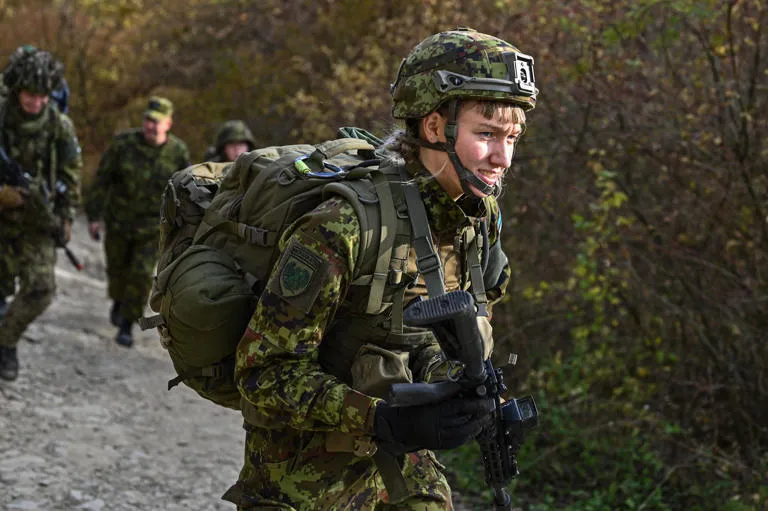 Frontera con Rusia: Estonia despliega tropas de combate ante temores de un ataque regional