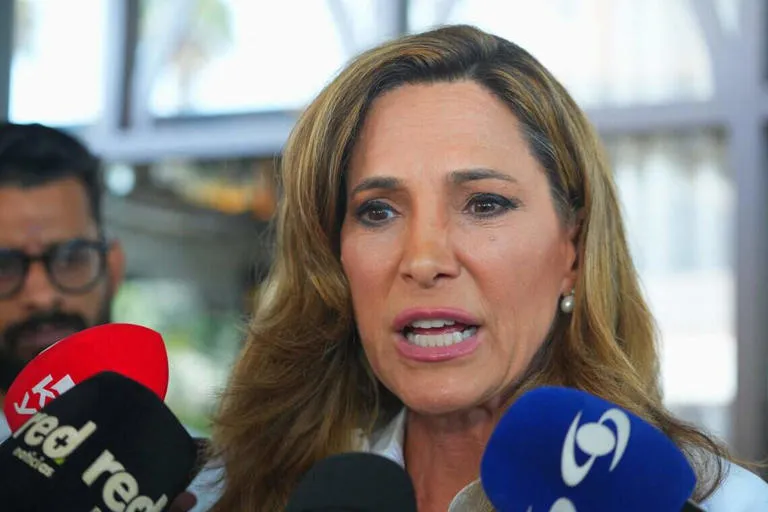 María Elvira Salazar