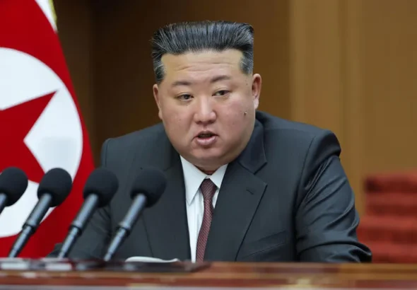 Kim Jong Un visita China en viaje oficial clave