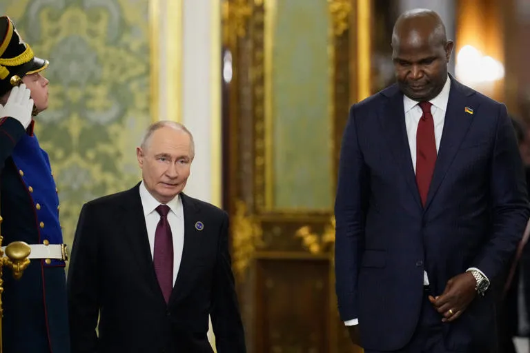 Vladímir Putin desata revuelo diplomático