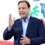 Migrantes irregulares enfrentarán deportación frontal anunciada por Abel Martínez