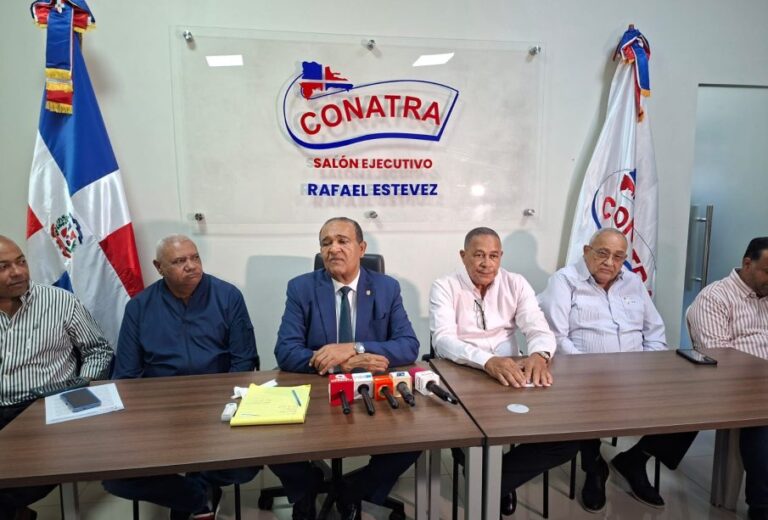 Aumento del marbete: Antonio Marte exige cobro a 2M de vehículos de lujo