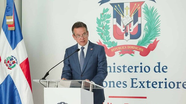 Gobierno dominicano despliega 3 acciones clave por dominicanos en Rusia