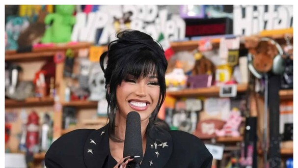 Cardi B conquista el Tiny Desk con 5 éxitos inolvidables
