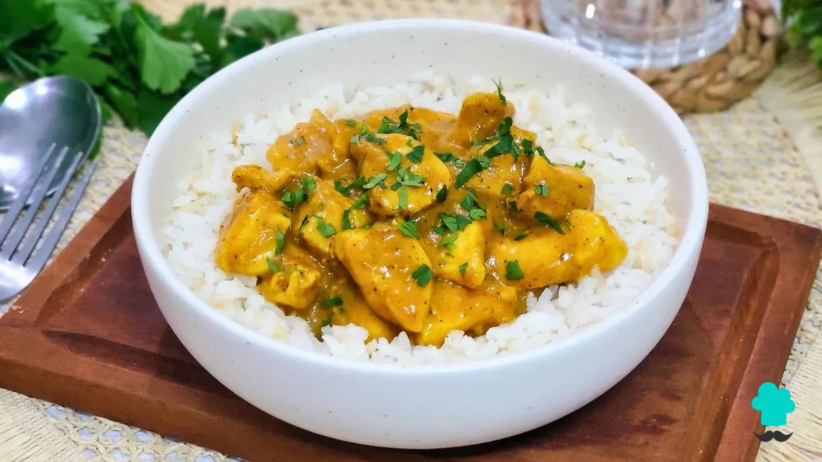 Receta de Pollo tikka masala: jugoso, especiado y con una salsa cremosa irresistible