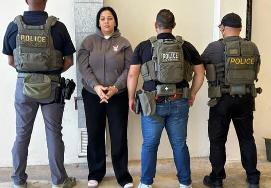 P. RICO: Arrestan mujer buscada en R. Dominicana por asesinato